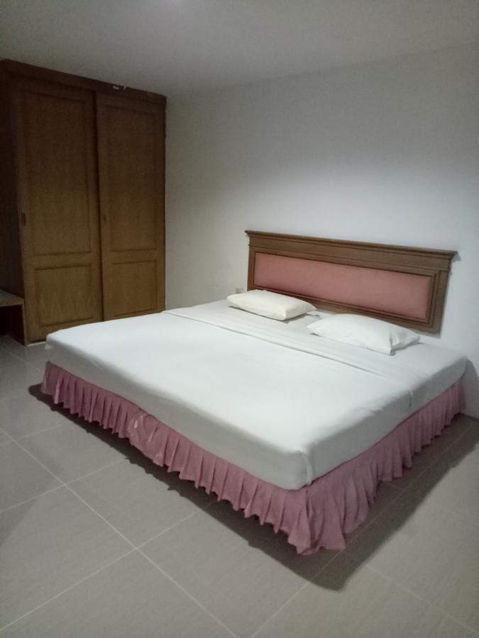 Tongpoon Hotel Bangkok Exteriör bild