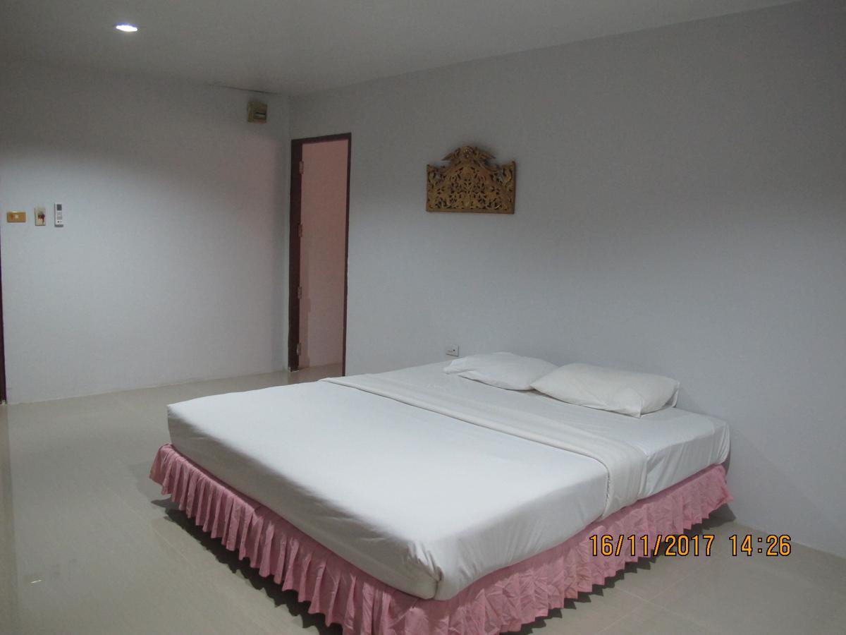 Tongpoon Hotel Bangkok Exteriör bild